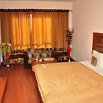 Hari\'S Court Inns & Hotels