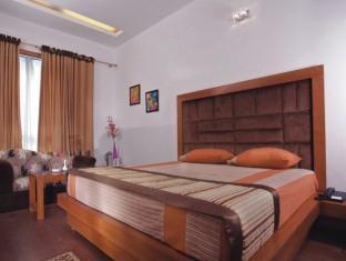 Hari's Court & 3* New Delhi